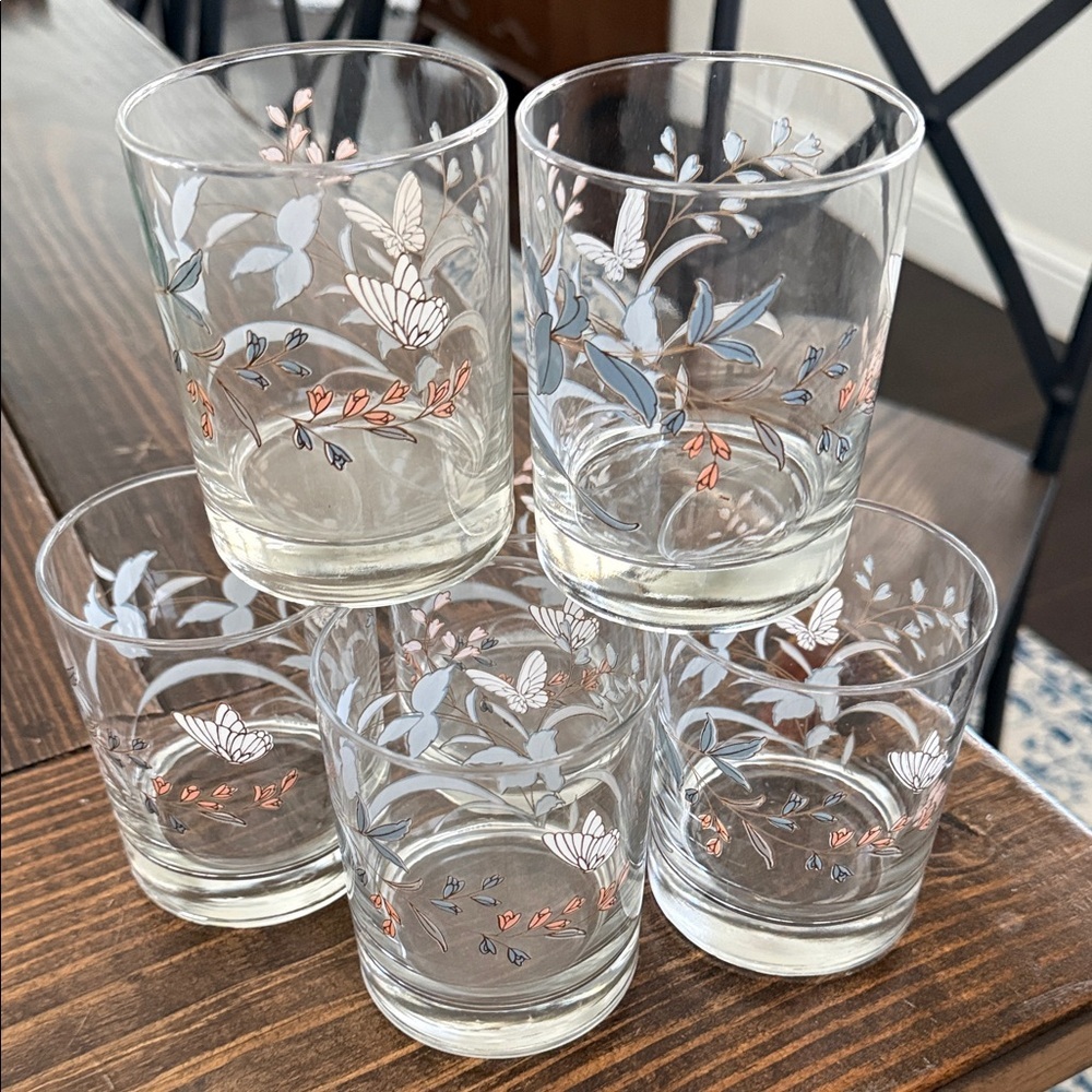 Noritake Floral Glass Tumblers with Blue, Coral and White Accents - Picture 4 of 6